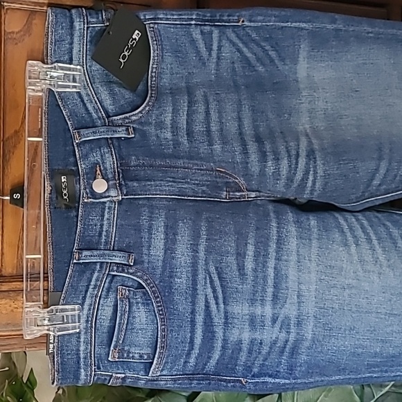 Joe's Jeans The Asher in Westferry wash. Size 31 - Picture 2 of 12